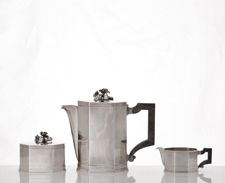 Atelier Borgila, a sterling silver coffee set, 3 pcs, Stockholm 1935.