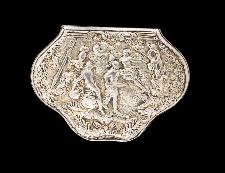 SNUSDOSA, ostämplad, 1700-talets mitt. Rokoko.