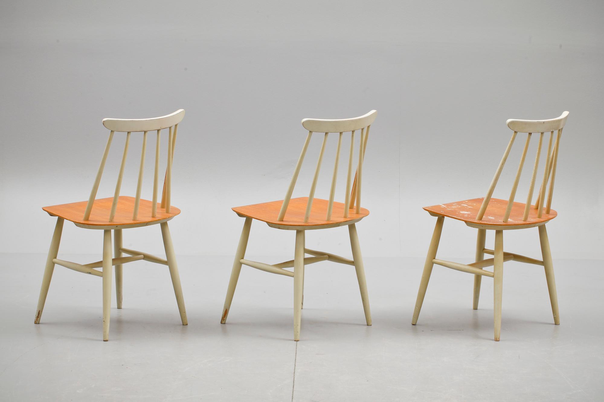 MATBORD samt STOLAR, 2+1, "Fanett", design Ilmari Tapiovaara, Edsbyverken, 1961.