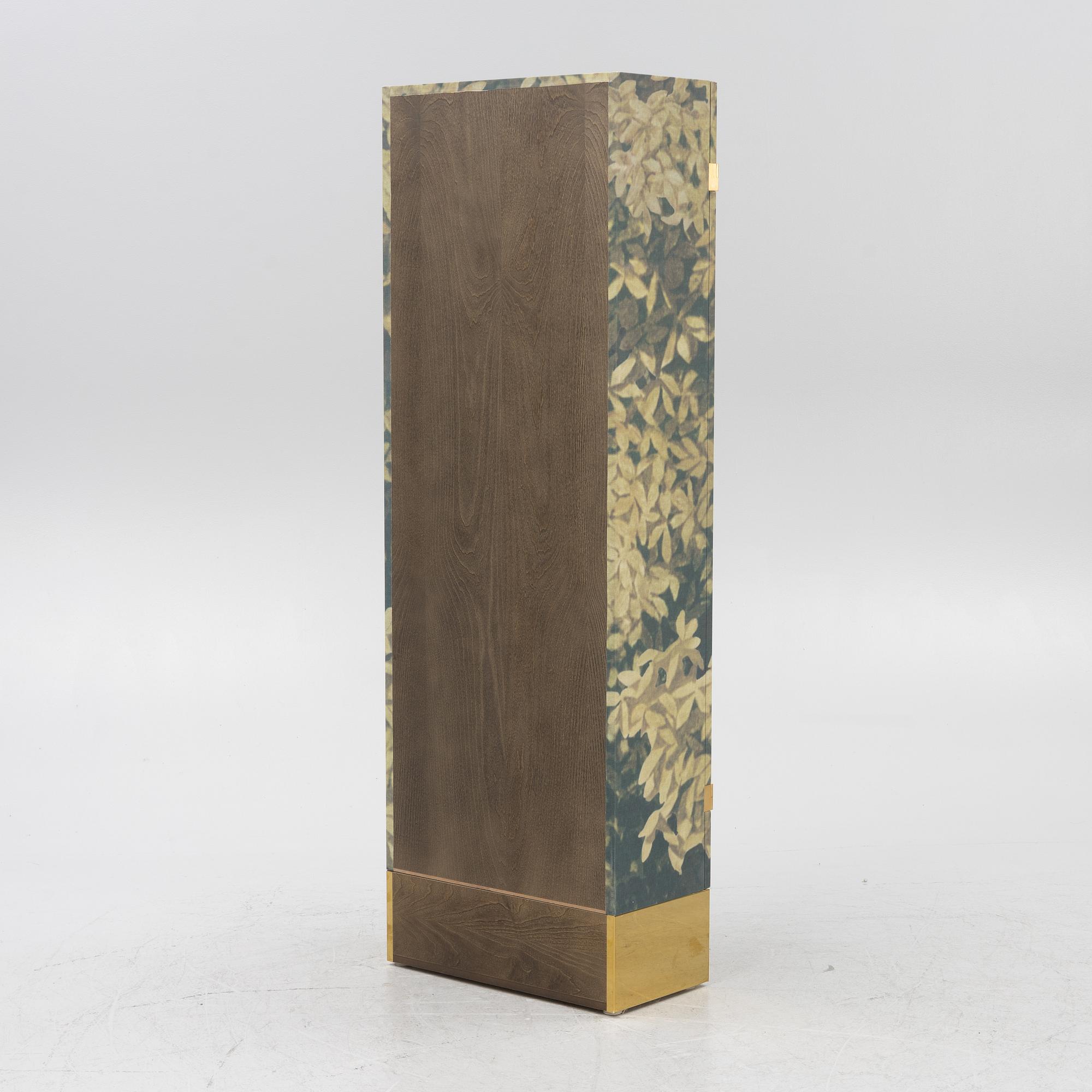 Mats Theselius, skåp, "National Geographic 25th Anniversary Edition", ed. 209/220, Källemo, Värnamo, efter 2016.