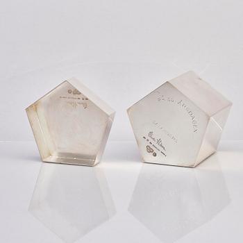 Wiwen Nilsson, burk med lock, sterling silver, Lund 1962.