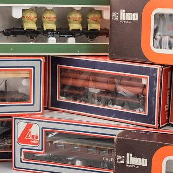 SAMLING "LIMA TRAINS " TÅGSET. ca 30 st.