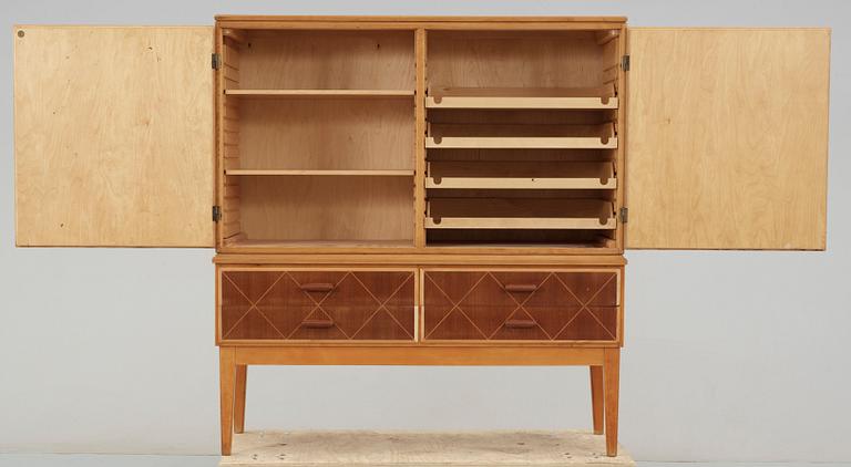 LINNESKÅP, Nordiska Kompaniet, 1940/50-tal.