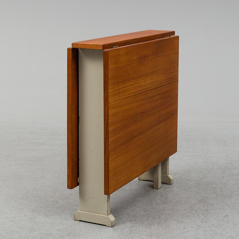 CARL MALMSTEN, a 'Vapensmeden' table.