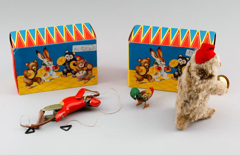 MEKANISKA LEKSAKER, 3 st,  bl a litograferad plåt, 1900-talets första hälft.