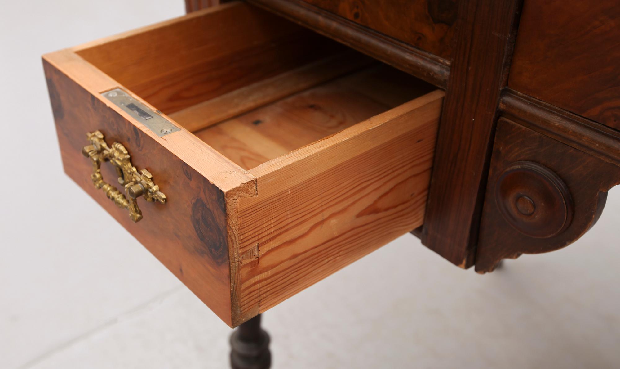 SKRIVBORD, sent 1800-tal.