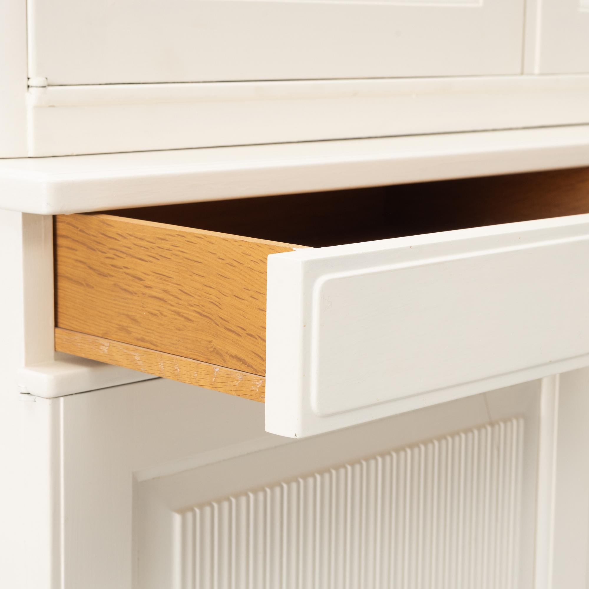 Carl Malmsten, a 'Herrgården'  cabinet, Bodafors, Seden, 1962.