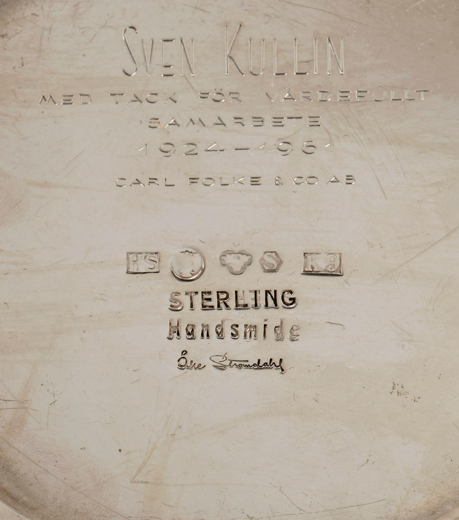 SKÅL, sterlingsilver, signerad Åke Strömdahl Stockholm, 1960. Vikt ca 722g.