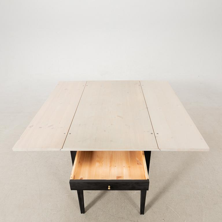 Klaffbord, "Alunda", ur Ikeas 1700-tals serie, 1990-tal.