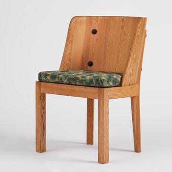 Axel Einar Hjorth, a stained pine "Lovö" chair, Nordiska Kompaniet, Sweden, 1930s.
