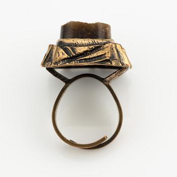 Pentti Sarpaneva, Bracelet and ring, bronze and tiger's eye.