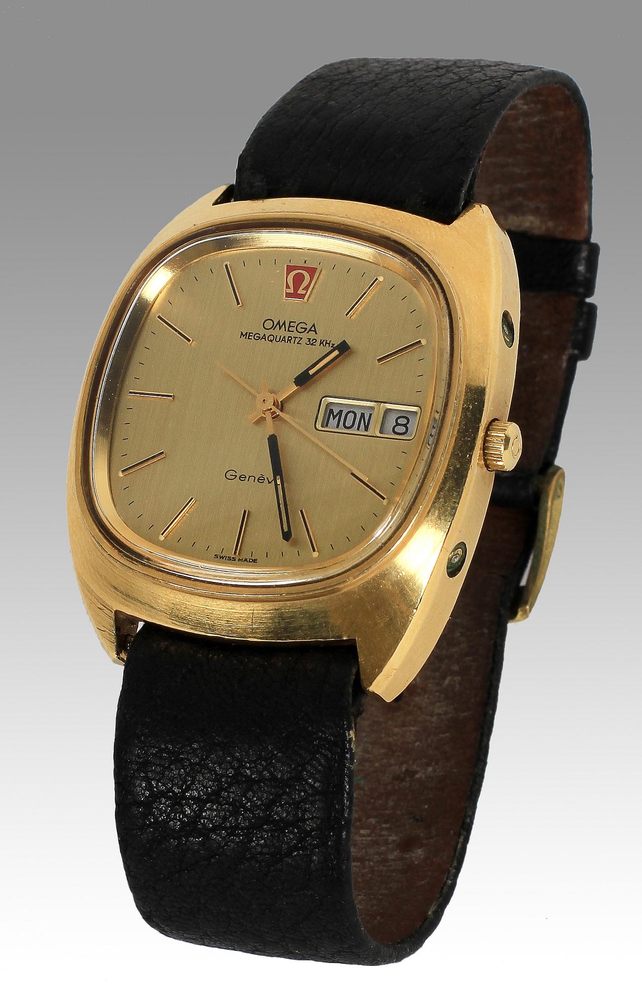 HERRARMBANDSUR, Omega Megaquartz 32 KHz.
