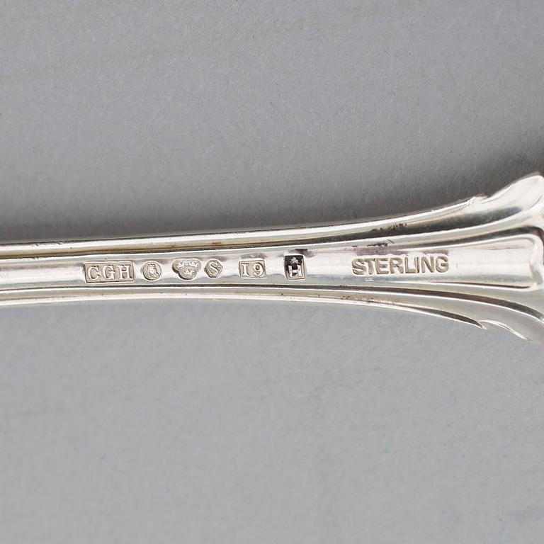 BESTICK, 26 delar, "Olga", silver, C.G Hallberg, 1950-/60-tal. Vikt med stålblad ca 1510 g.
