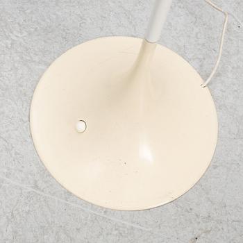 Verner Panton, golvlampa, "Panthella", Louis Poulsen, Danmark, 1900-talets andra hälft.