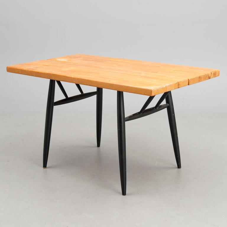 ILMARI TAPIOVAARA, bord, "Pirkka", Laukaan Puu 1960-tal.