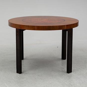 a Art Déco coffee table from the 1920's-/30's.