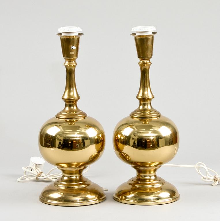 BORDSLAMPOR, ett par, "Aneta", Uno Dahlén, 1900-talets andra hälft.