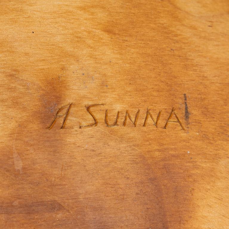 Anders Sunna, a birch wood box, signed.