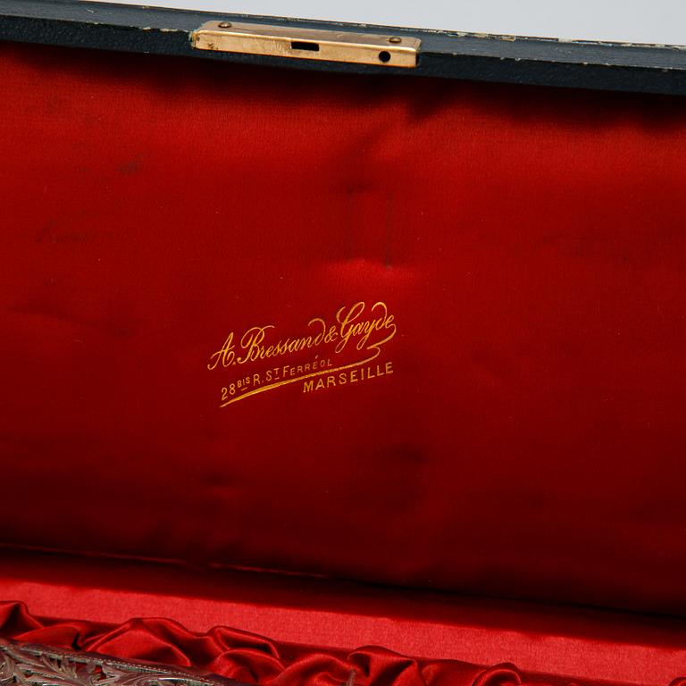 Serveringsbestick, ett par, silver, Frankrike 1800-talets andra hälft. Louis XV-stil.