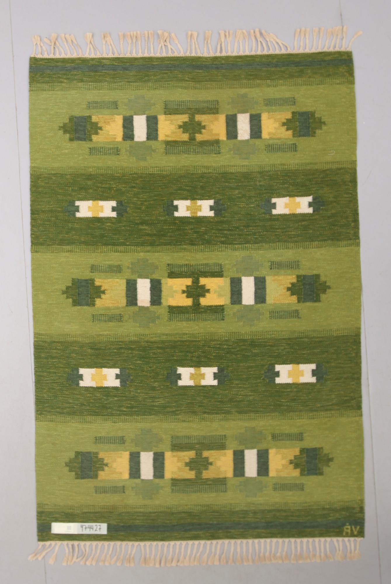 MATTA, rölakan, signerad ÅV. 233 x 155 cm.