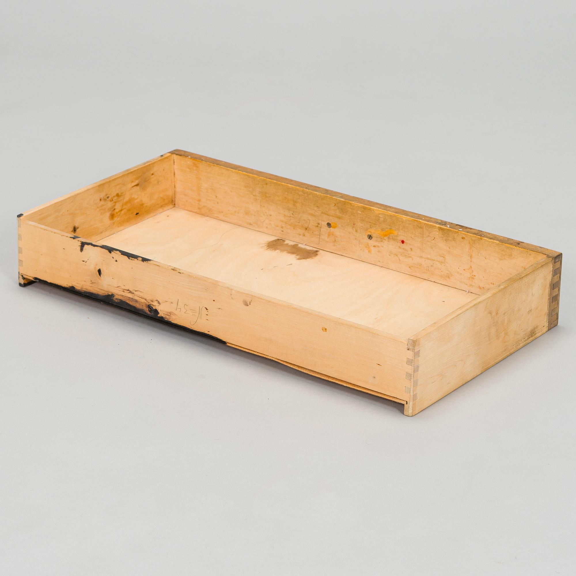 Alvar Aalto, an early 1930s '87' table for O.Y. Huonekalu- ja Rakennustyötehdas A.B.