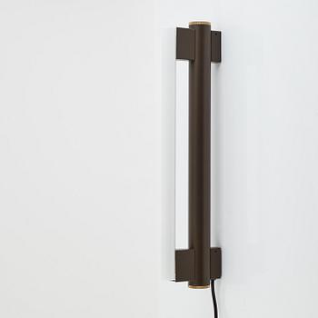 Krøyer-Sætter-Lassen, a 'Eiffel Wall Single 500' wall lamp, Frama.