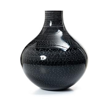 Ingegerd Råman, "Night and Day", a glass vase, Orrefors 2004. Limited edition 32/200.