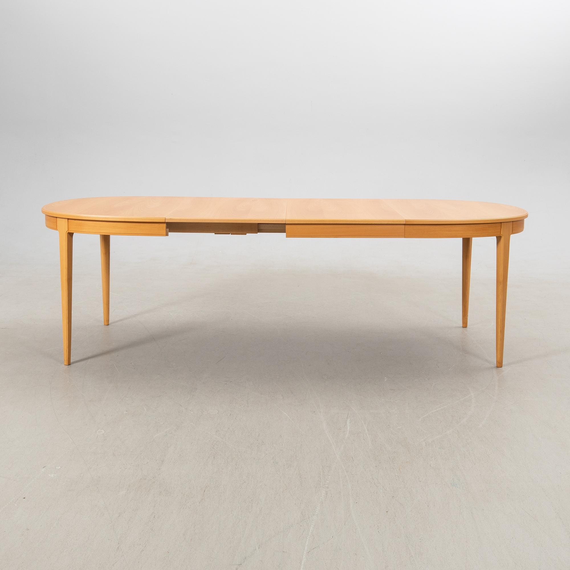 Carl Malmsten, bord "Herrgården" Bodafors möbler 1900-talets andra hälft.