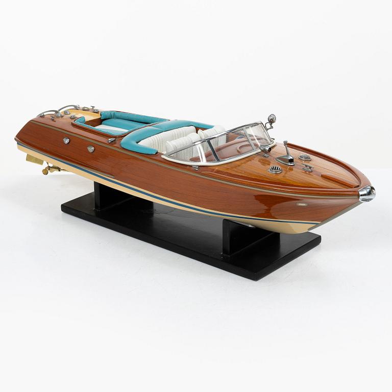Boat model 'Riva',