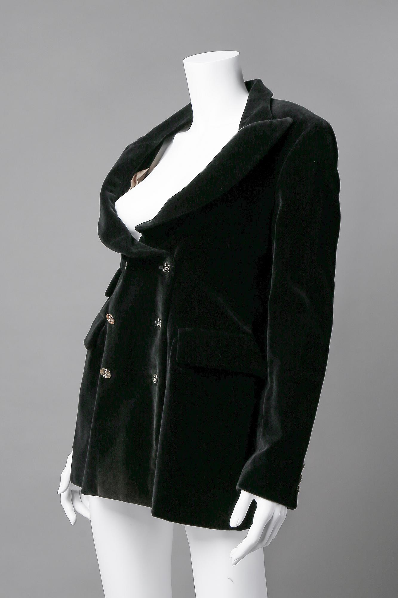 KAVAJ, Vivienne Westwood.