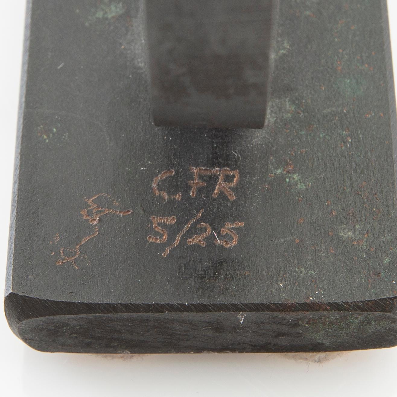 Carl Fredrik Reuterswärd, Sculpture "Non violence".