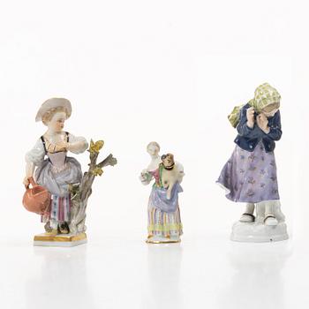 Meissen, A group of three porcelain figures, arounf 1900/first part of the 20th century.