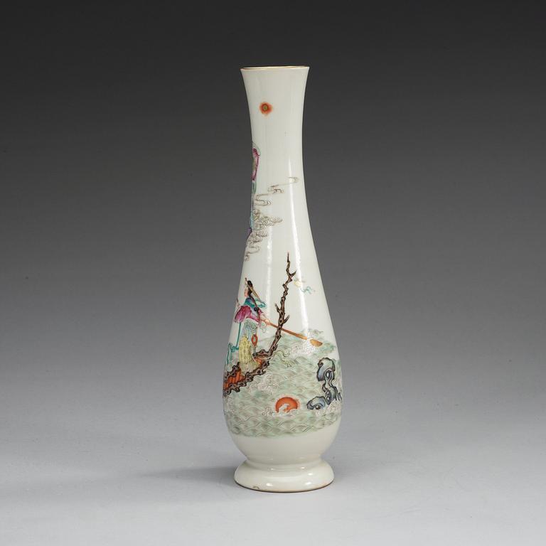 A famille rose vase, Republic, first half of 20th Century with Qianlong seal mark.