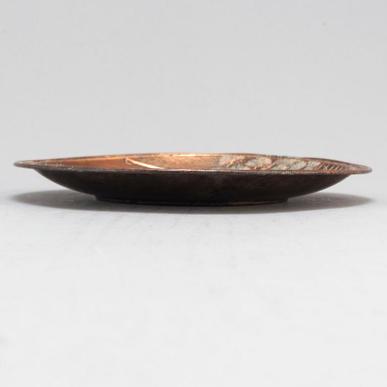 A Japanese copper dish, 20th century.