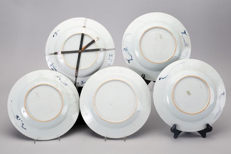 Tallrikar 10 st olika Kina Qianlong (1736-95) porslin.