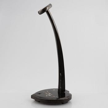 A sword stand, tachikake, Japan, Edo/Meiji.