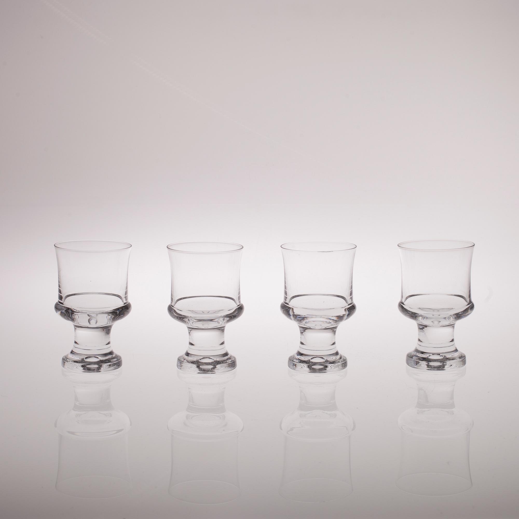 GLASSERVIS, 32 delar, "Tavastia" Tapio Wirkkala, Iittala 1970-tal.