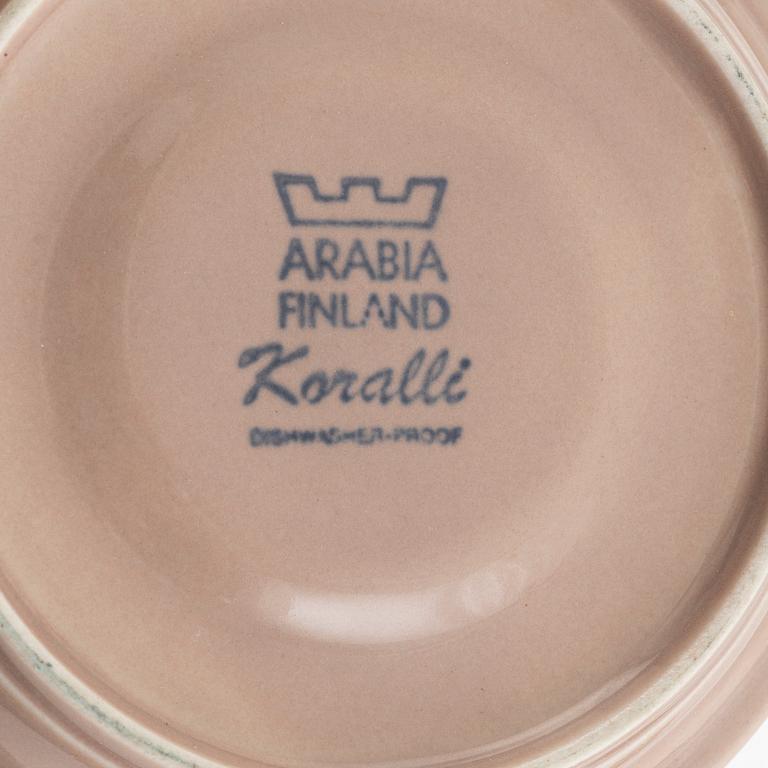 Ulla Procopé, kaffekoppar med fat, 8 st, "Koralli", Arabia, Finland.