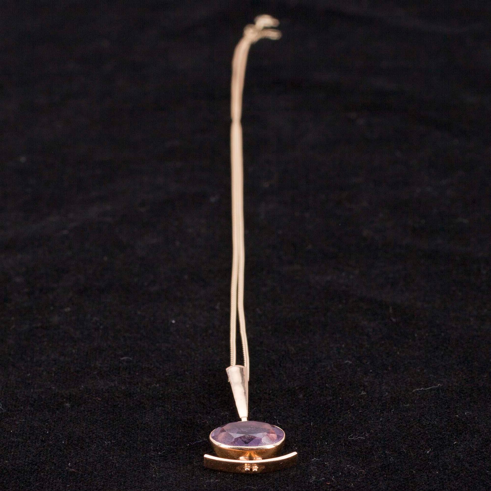 KED, guld 14K samt, Kupittaan Kulta, Åbo. HÄNGE, ametist samt guld 14K, stämplad V.I.