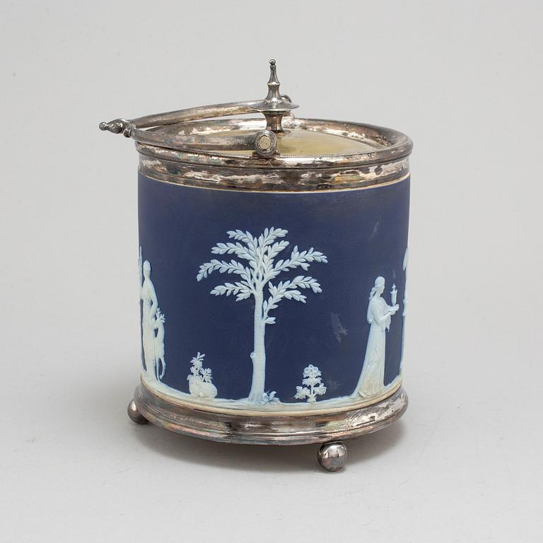 ISHINK, jasperware och metall, Wedgwood, 1900-talets början.