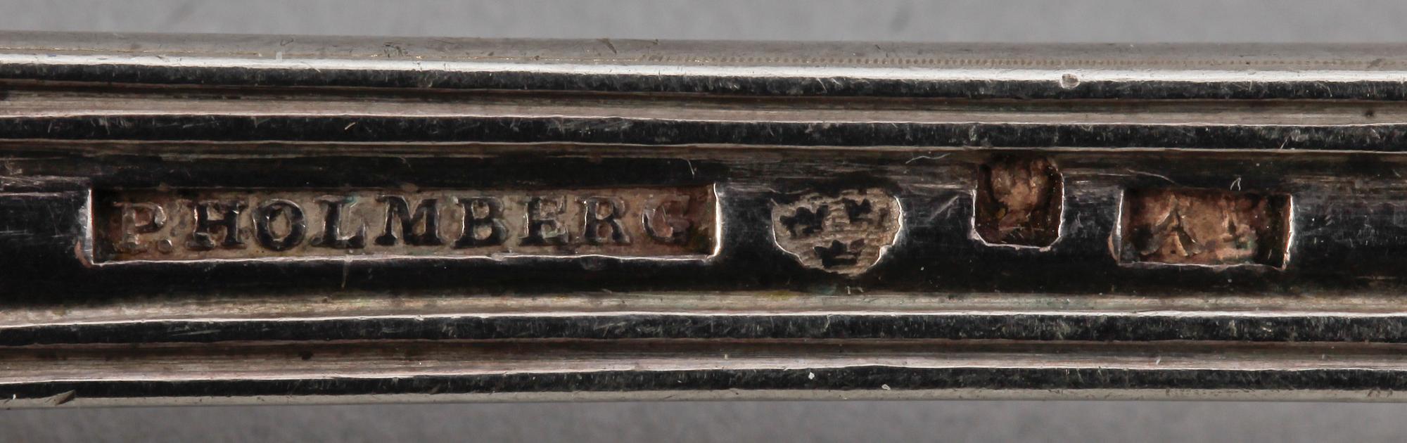 BESTICK, 8 delar, silver, "Engelsk snäck", olika mästare, bla P. Holmberg, Arboga 1854. Totalvikt ca 500 gram.