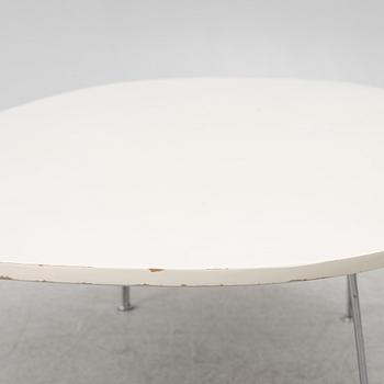 Bruno Mathsson, & Piet Hein, coffee table "Superellipse", second half of the 20th century.