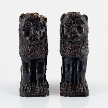 Vaser, ett par, lergods, England 1800-tal.