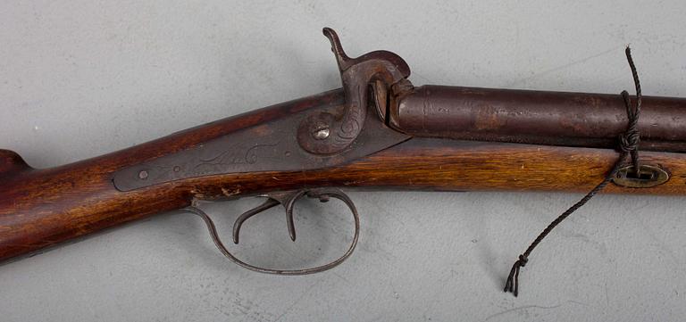 HAULIKKO JA PANOSVÖITÄ 2 KPL, 1800-luvulta ja 1900-luvulta.