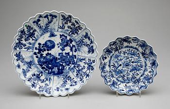 FAT, 2 st, porslin. Qing dynastin, Kangxi (1662-1722).