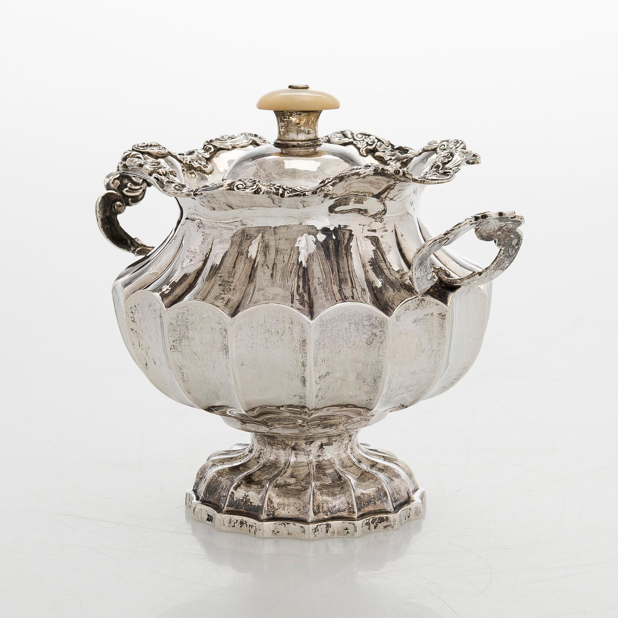 A silver sugar bowl, Moscow 1844. Unidentified maker's mark.