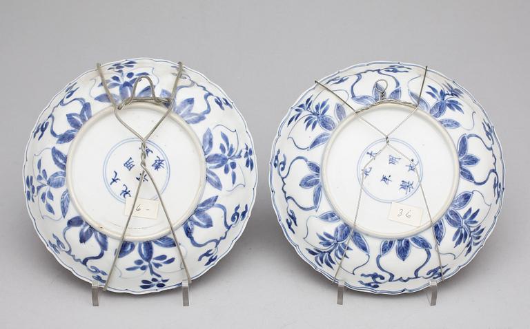 SKÅLFAT, ett par, Kangxi, Kina 1600-1700-tal.