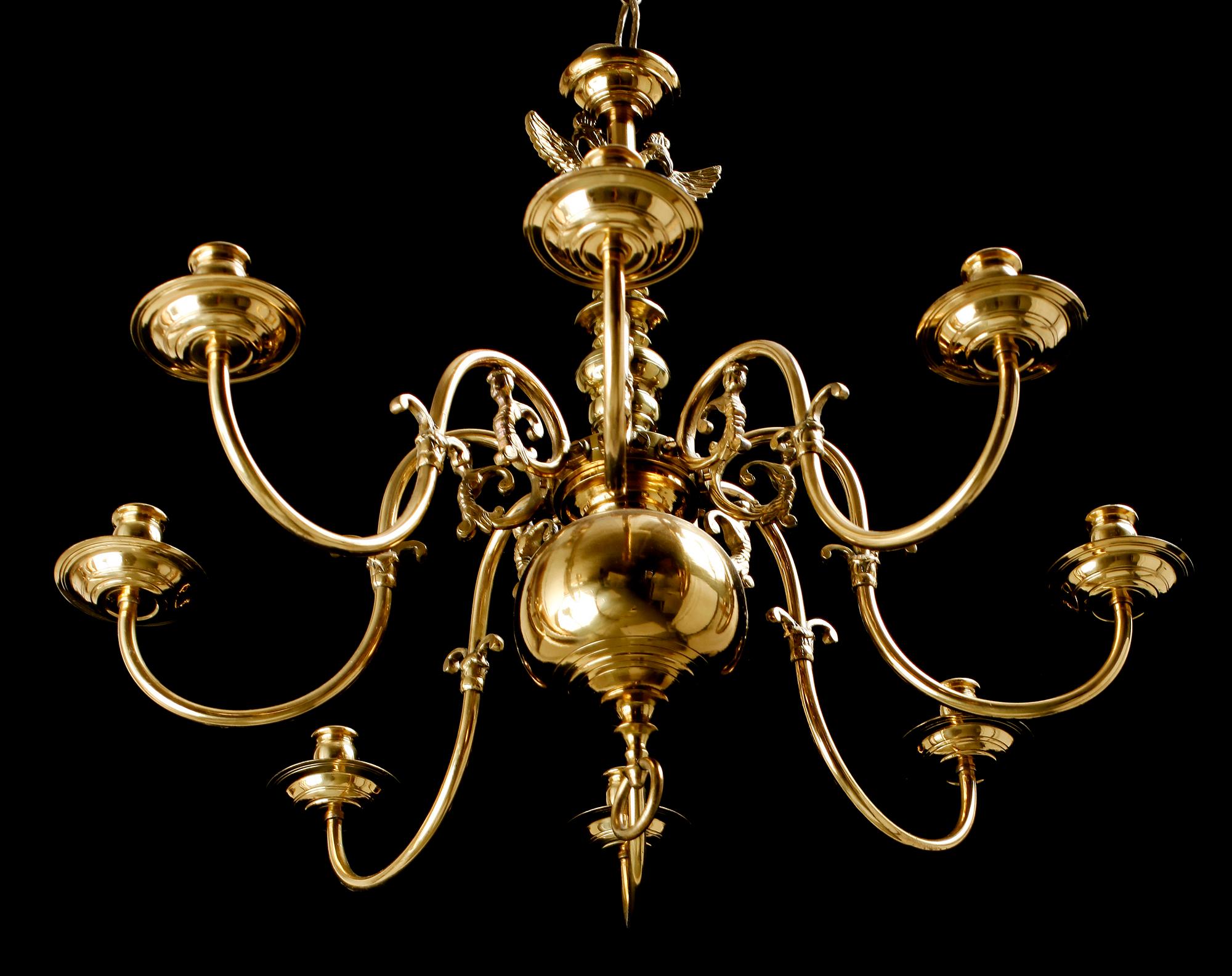 TAKAMPEL, barockstil, 1900-talets första hälft. H ca 60.