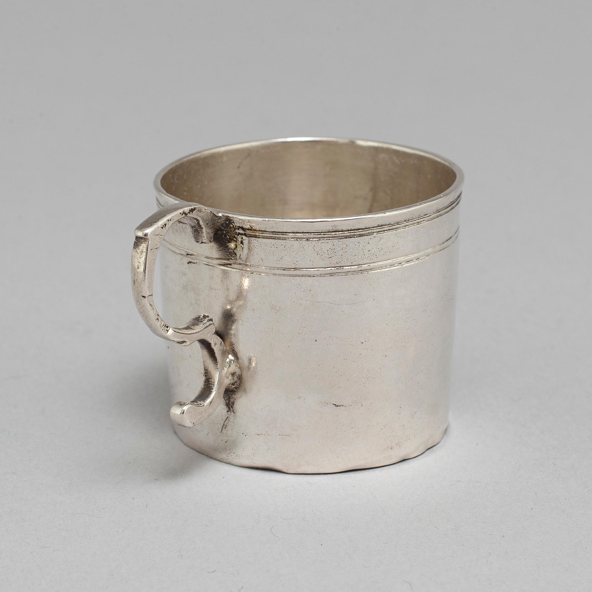 T FILIPOV, a silver vodka cup, Moskow. Assayer mark of I Saveljev (1772-78).