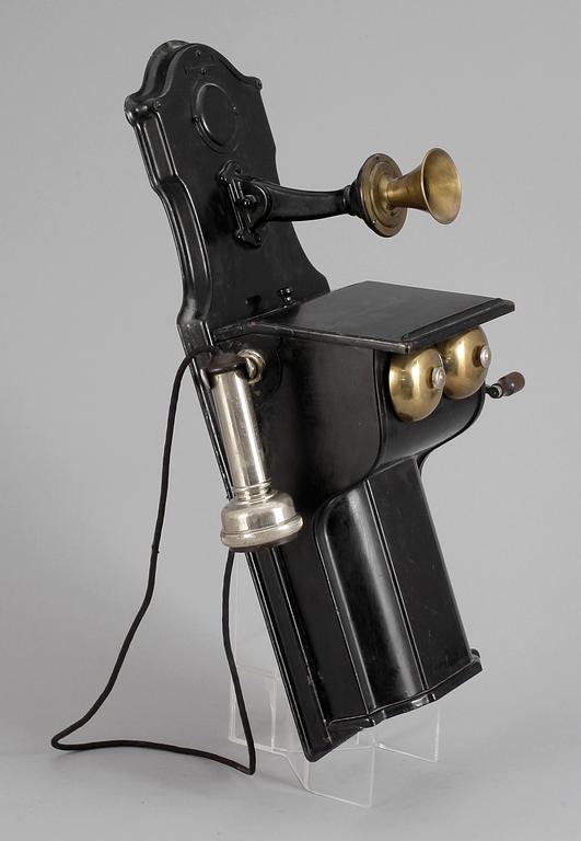 VÄGGTELEFON, LM Ericsson, 1900-talets början.